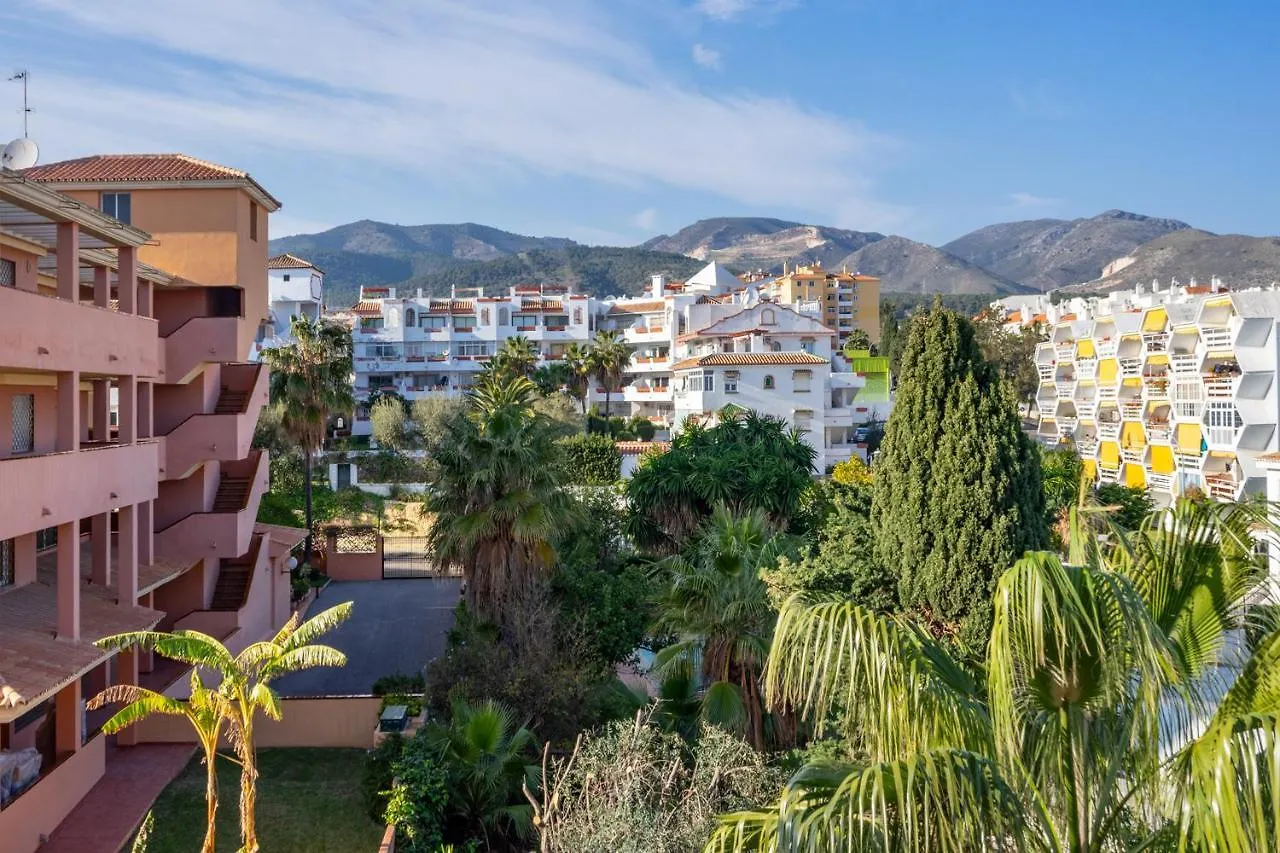 Cozy Penthouse In Torremolinos By Costarentals - Ref 09
